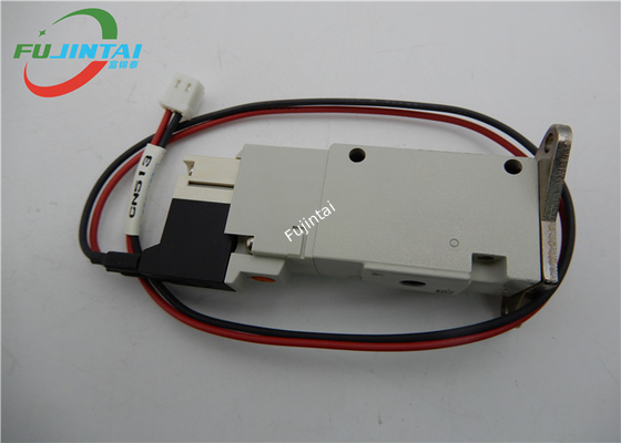 Orijinal JUKI 750 760 BAŞ 1 KABLO ÜZERİNDE VAKUM ASM E93147250A0 VQZ212-5G-M5-F