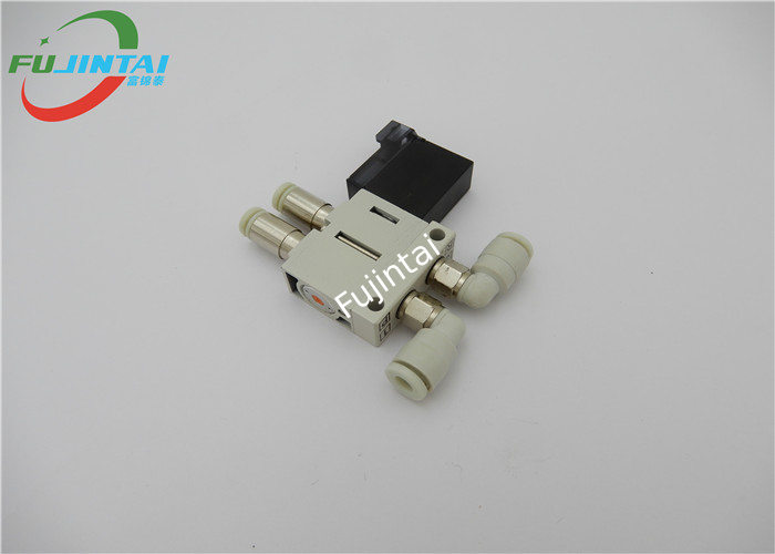 JUKI 750 760 SMT Yedek Parça Elektromanyetik Valf ASM E25117250A0 VQD1121W-5MO-C4-X8